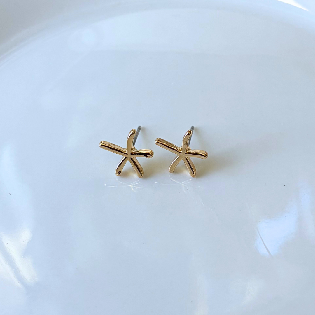 Golden Starfish Stud Earrings