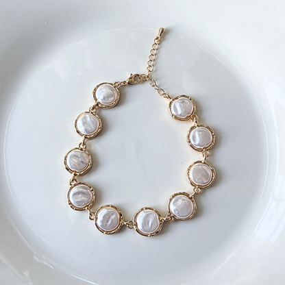 Off the Coast Shell Bracelet