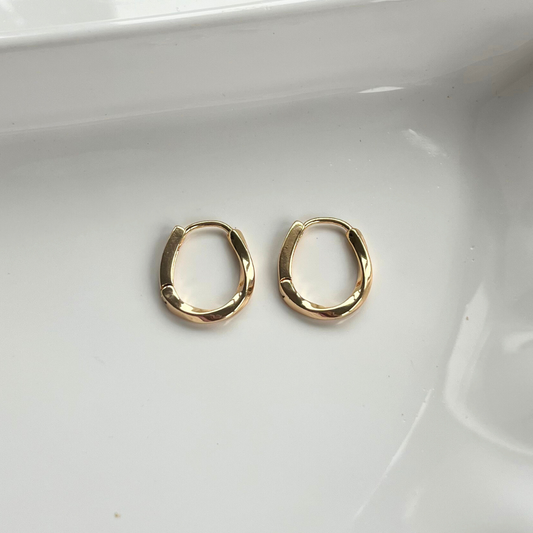 Simplistic Darling Golden Hoop Earrings