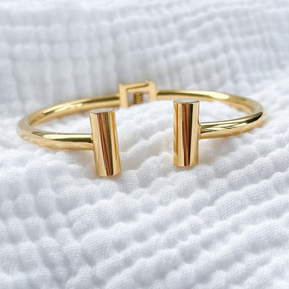 New York Golden Cuff Bracelet