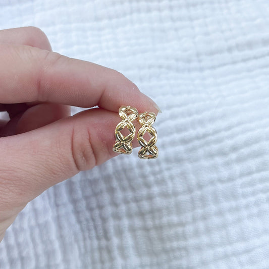 Cabo Criss Cross Golden Hoop Earrings
