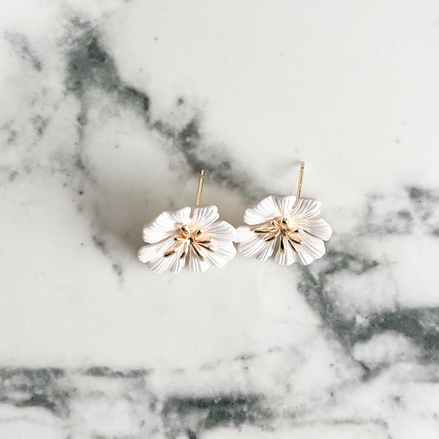 Sunkissed White Flower Stud Earrings