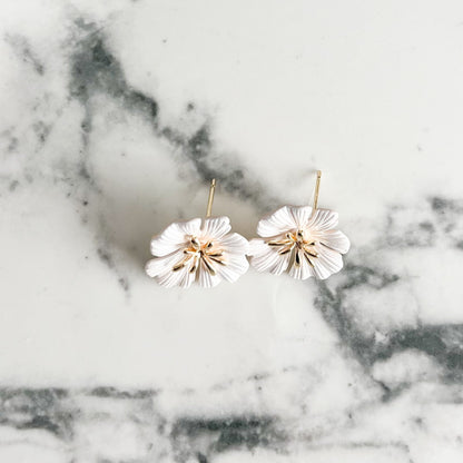 Sunkissed White Flower Stud Earrings